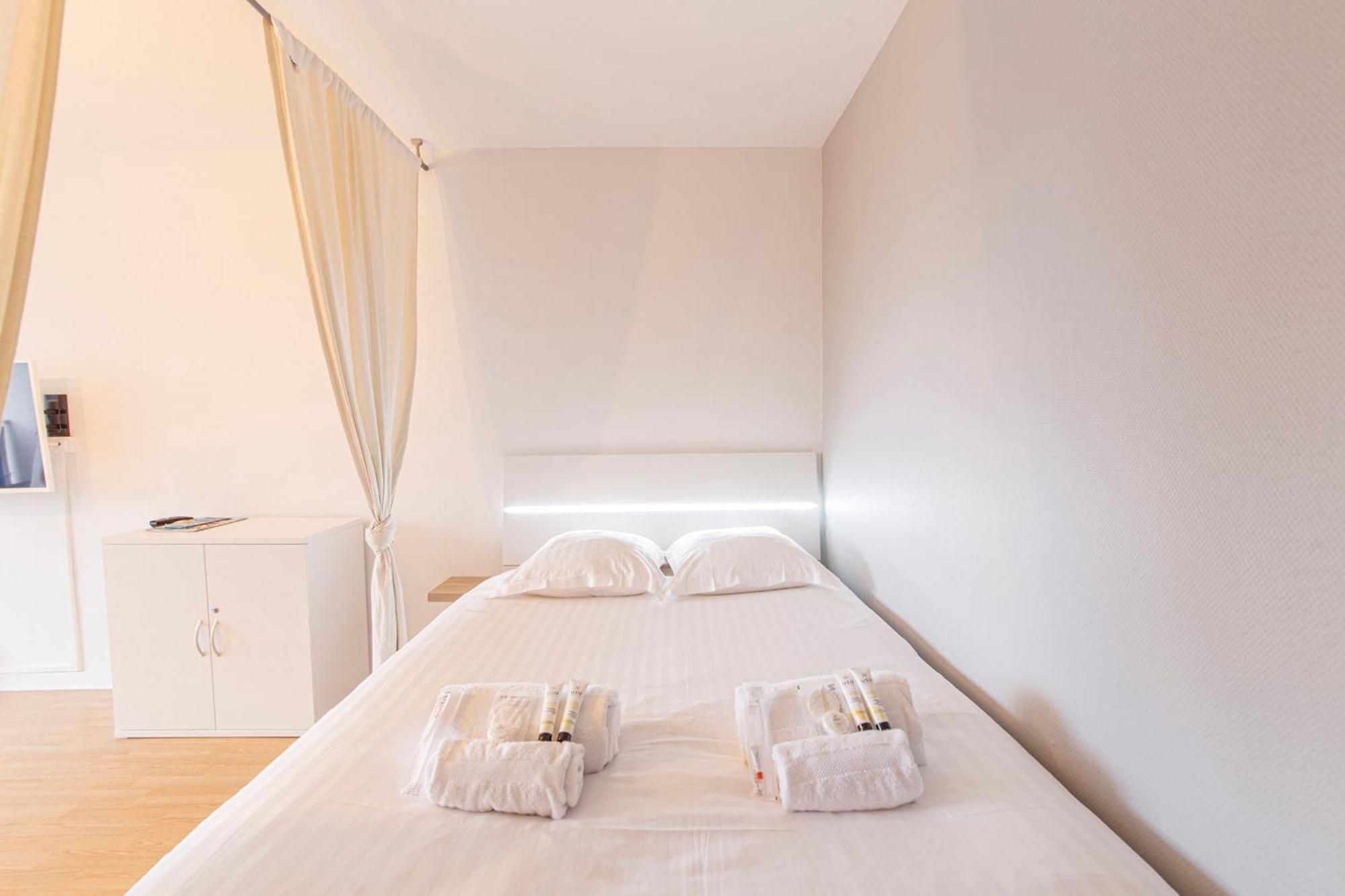 Fremur Wi-Fi Parking - Balcon Angers Exterior foto